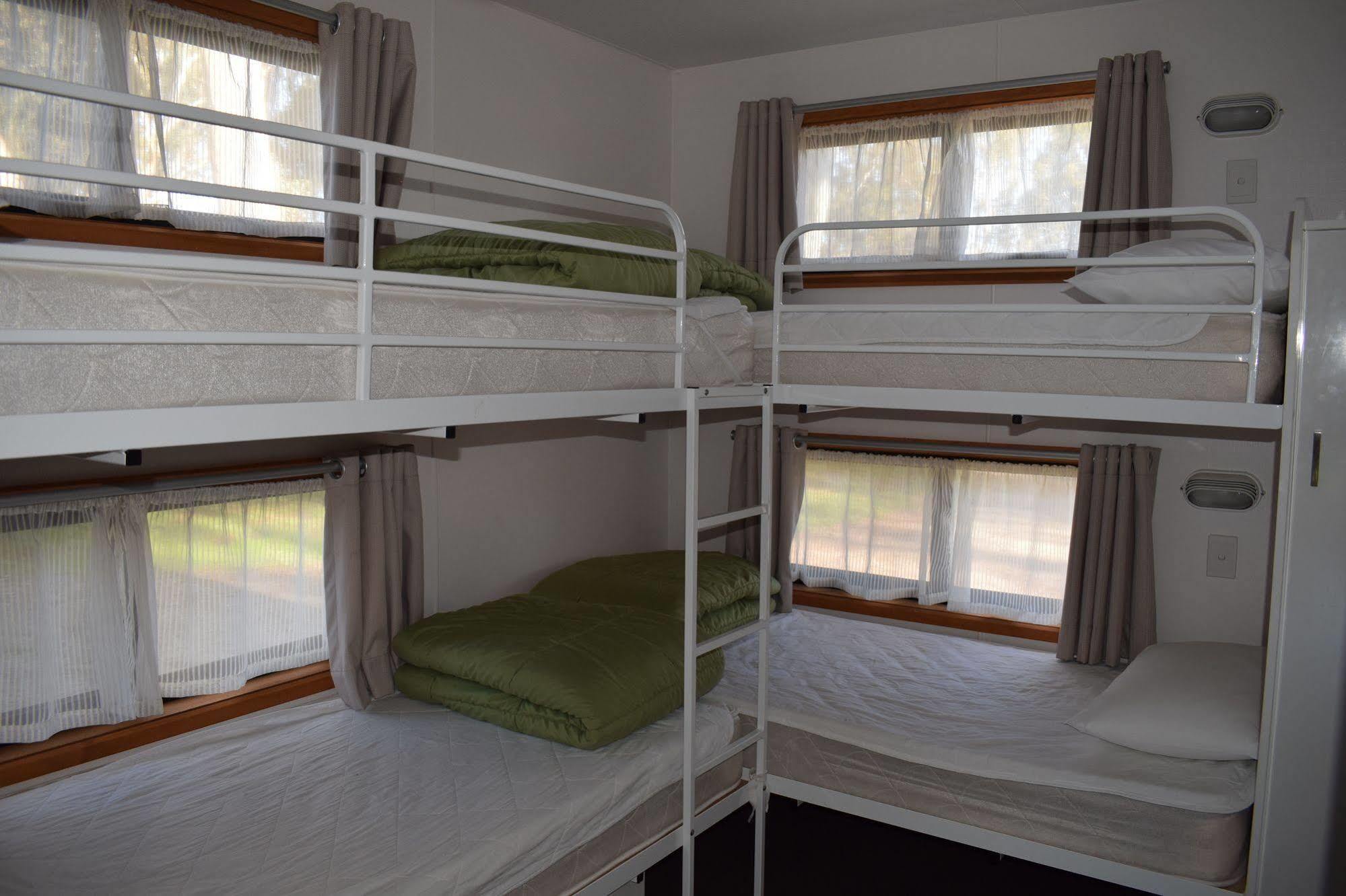 Cohuna Waterfront Holiday Park Екстериор снимка